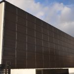 Energiecentrum voor bouw en renovatie zonnepanelen gevel zijkant