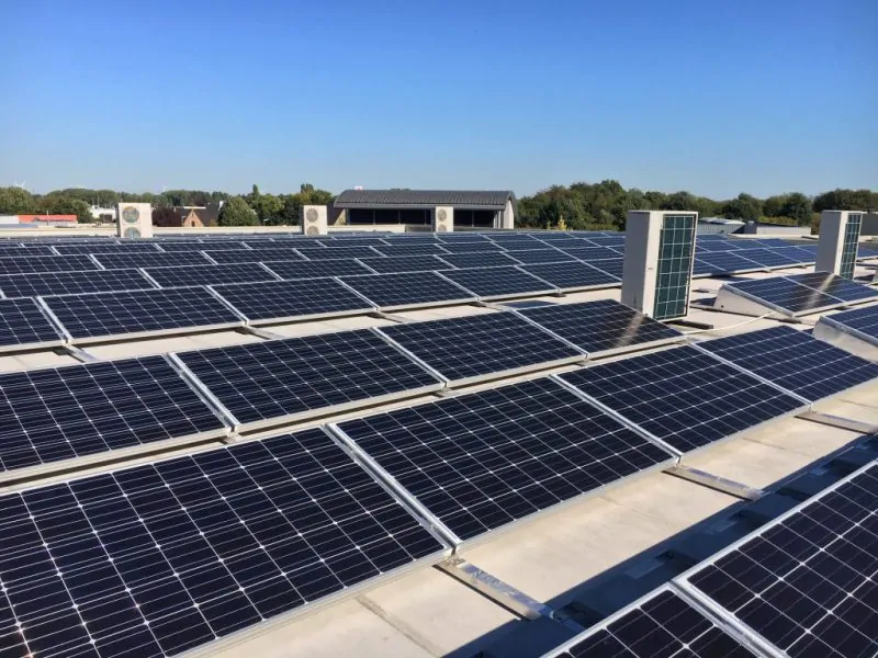 zonnepanelen plat dak Licata Vini 2